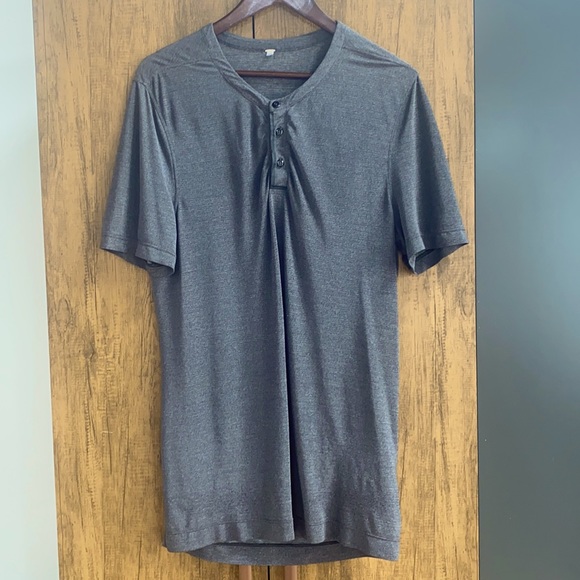 Lululemon button down T - Picture 1 of 8